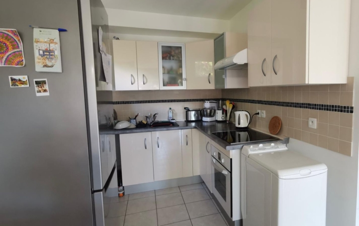 2 Pièces SERGY (01630)  43 m2 921 € 