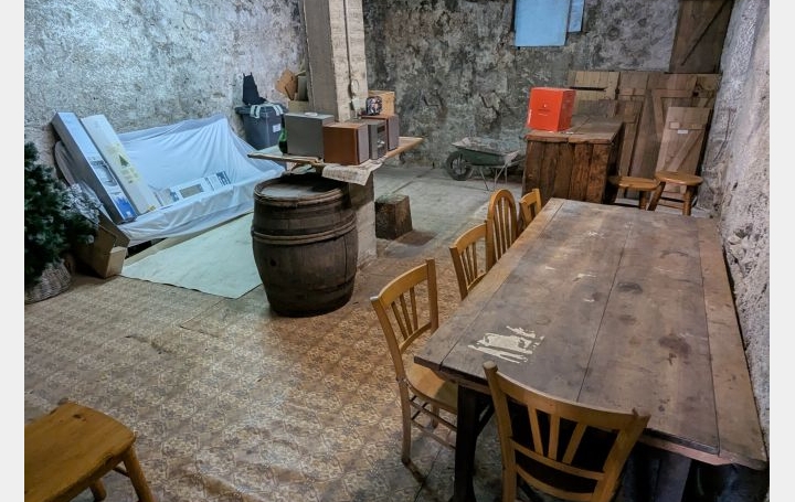 5 Pièces CHALLEX (01630)  164 m2 340 000 € 