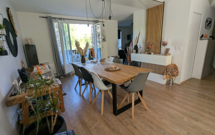 3 Pièces SAINT-GENIS-POUILLY (01630)  87 m2 420 000 € 