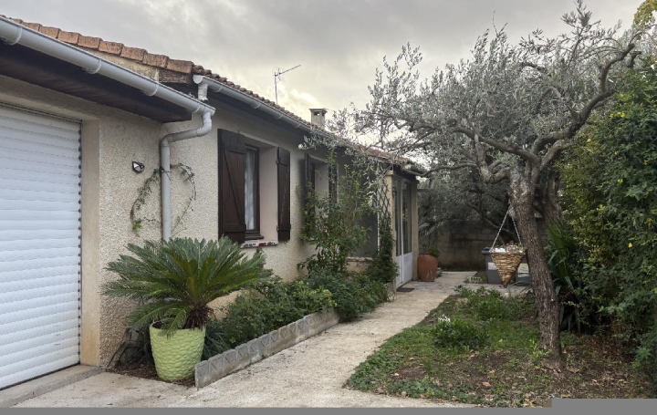 Maison GALLARGUES-LE-MONTUEUX (30660)  75 m2 1 580 € 