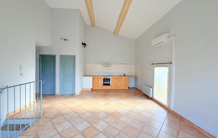 Appartement GALLARGUES-LE-MONTUEUX (30660) 63 m<sup>2</sup> 750 € 