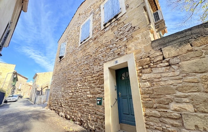 3 Pièces GALLARGUES-LE-MONTUEUX (30660)  63 m2 750 € 