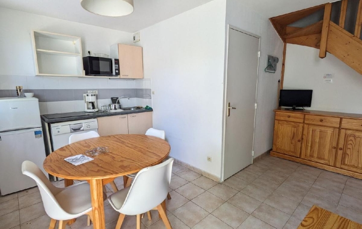 Maison CALVISSON (30420)  38 m2 750 € 