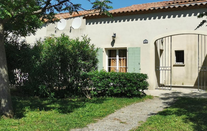 Réseau Immo-diffusion : Villa  GALLARGUES-LE-MONTUEUX  45 m2 92 000 € 