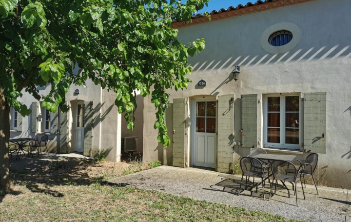 Réseau Immo-diffusion : Villa  GALLARGUES-LE-MONTUEUX  35 m2 79 000 € 