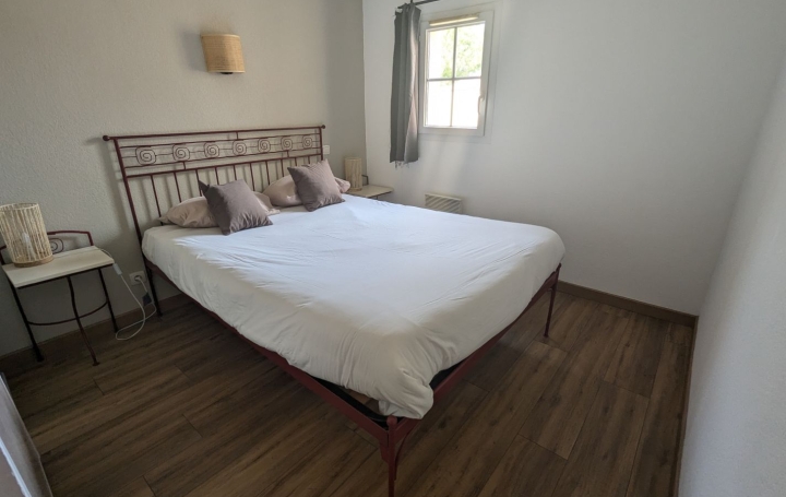 Villa GALLARGUES-LE-MONTUEUX (30660)  45 m2 133 000 € 