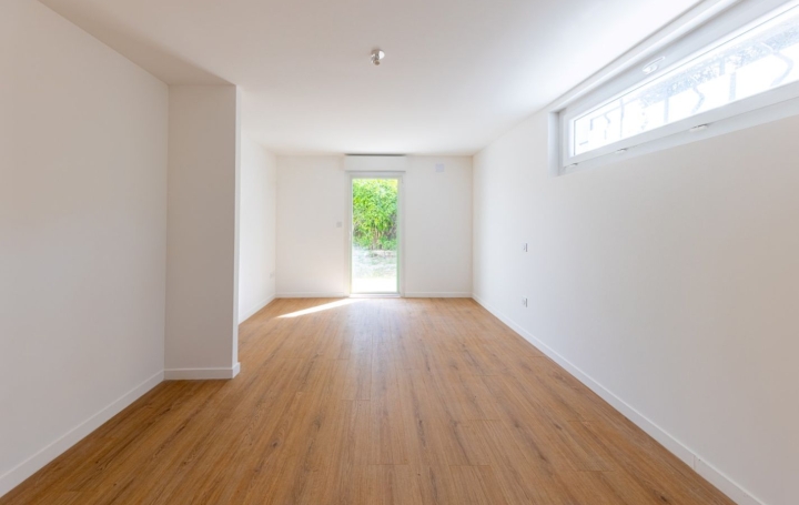 Maison AIGUES-VIVES (30670)  110 m2 350 000 € 