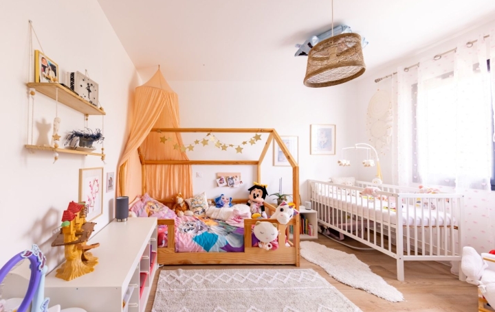 Villa AIGUES-VIVES (30670)  116 m2 435 000 € 