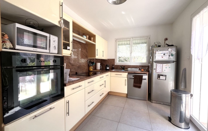 Villa SOMMIERES (30250)  103 m2 385 000 € 