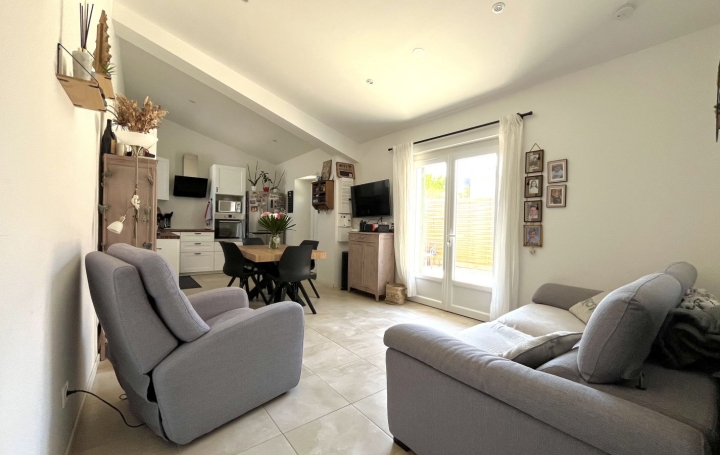 Maison AIGUES-VIVES (30670)  58 m2 244 000 € 