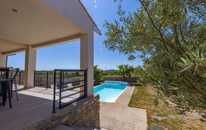 Villa SOMMIERES (30250)  144 m2 580 000 € 