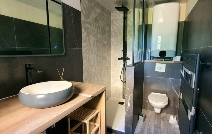 Maison GALLARGUES-LE-MONTUEUX (30660)  46 m2 133 000 € 