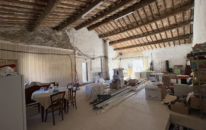 Maison REDESSAN (30129)  130 m2 365 000 € 