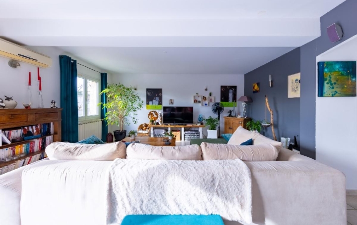 Maison GALLARGUES-LE-MONTUEUX (30660)  113 m2 460 000 € 