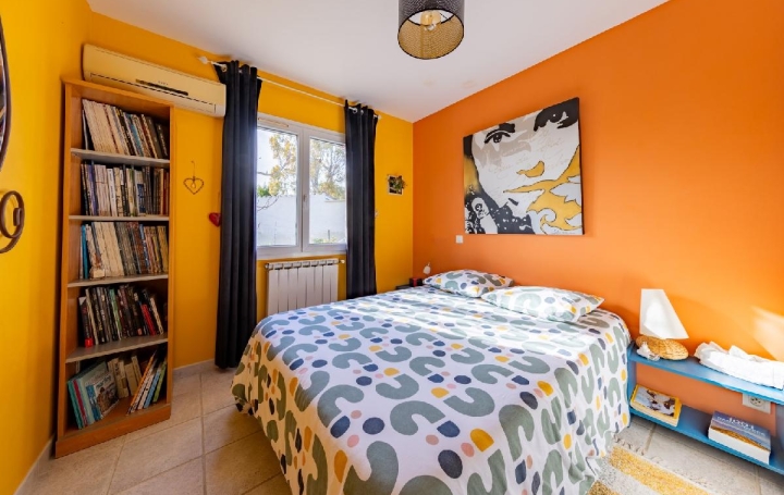 Maison GALLARGUES-LE-MONTUEUX (30660)  113 m2 460 000 € 