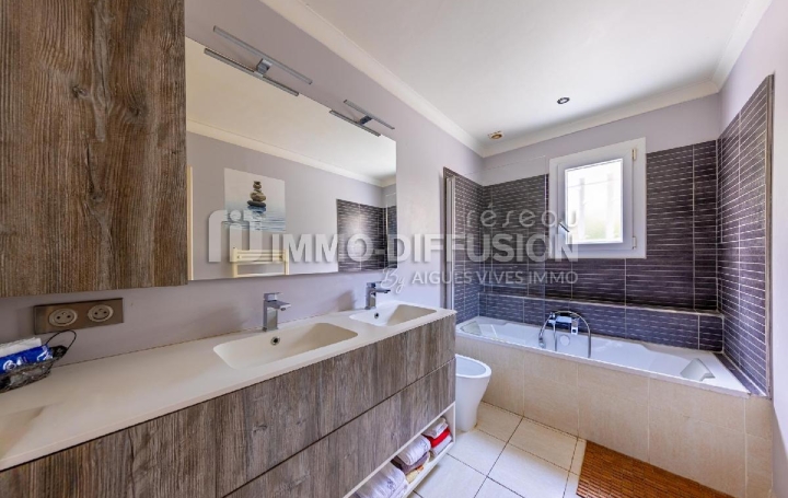 Maison BEAUVOISIN (30640)  126 m2 395 000 € 