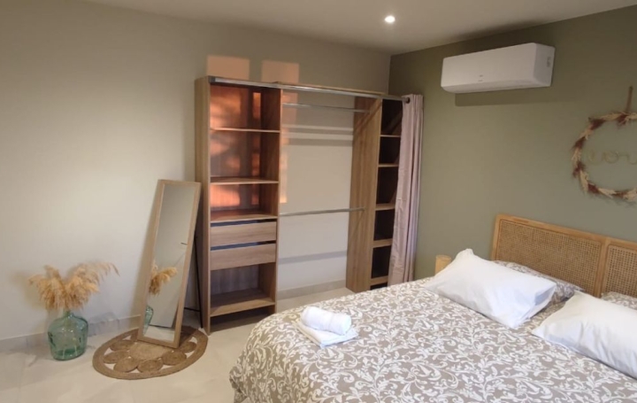 Maison SANILHAC-SAGRIES (30700)  95 m2 1 350 € 