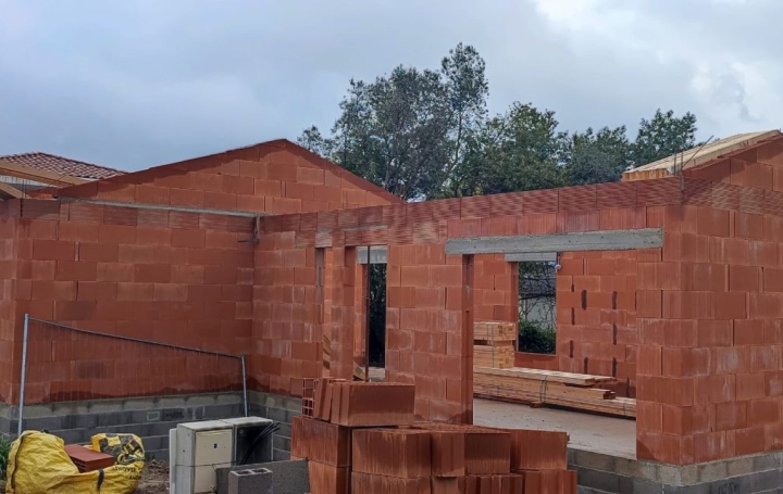 Maison LANGLADE (30980)  100 m2 325 000 € 