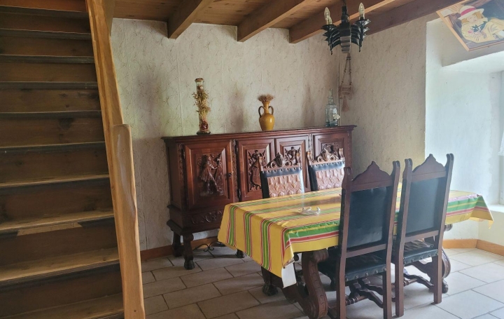 Maison LACHAPELLE-GRAILLOUSE (07470)  100 m2 480 € 