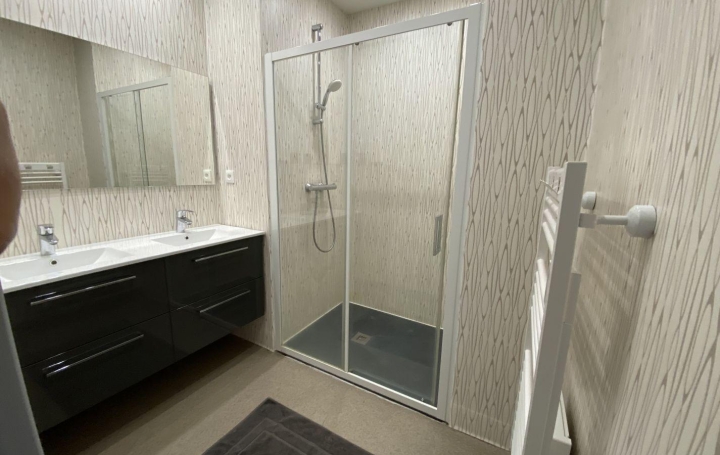 4 Pièces NAUSSAC (48300)  68 m2 1 200 € 