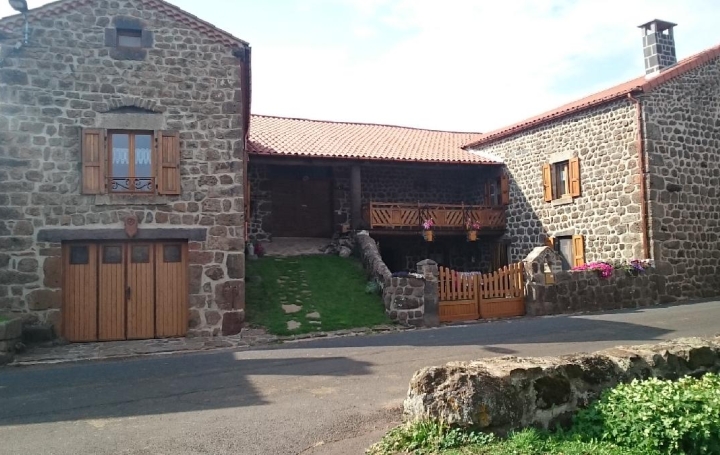 Réseau Immo-diffusion : Maison  LE BOUCHET-SAINT-NICOLAS  238 m2 283 500 € 