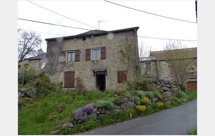 Réseau Immo-diffusion : Maison  SAINT-SAUVEUR-DE-GINESTOUX  68 m2 71 000 € 