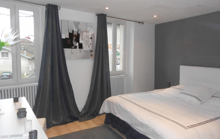 Réseau Immo-diffusion : Maison  SAINT-PAUL-LES-ROMANS  160 m2 170 000 € 