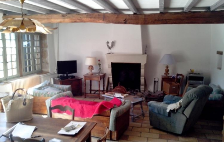 Réseau Immo-diffusion : Maison de village  SAINT-PAUL-LES-ROMANS  128 m2 255 000 € 