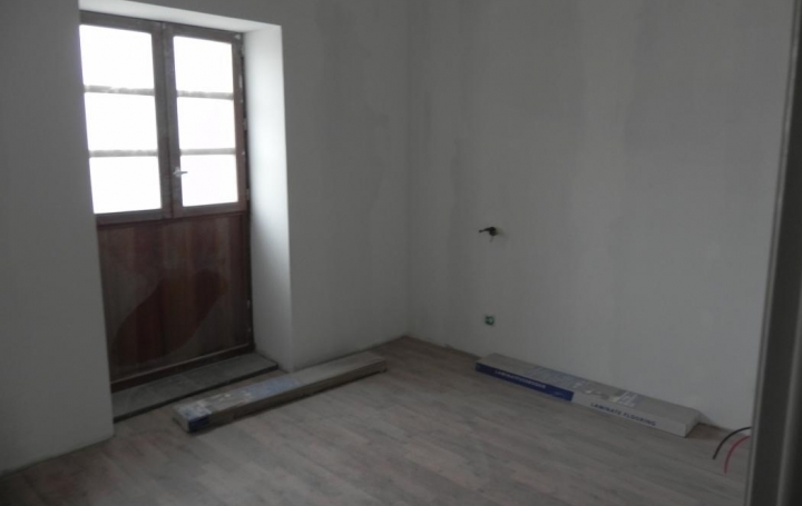 Réseau Immo-diffusion : Appartement P3  HOSTUN  75 m2 125 000 € 