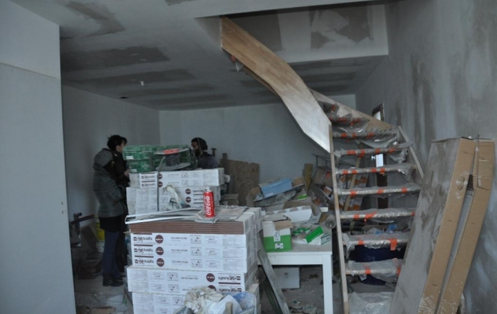 Réseau Immo-diffusion : Appartement P3  HOSTUN  95 m2 125 000 € 