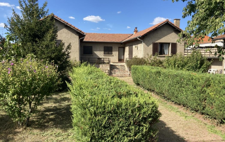 Réseau Immo-diffusion : Maison  RIORGES  135 m2 219 000 € 