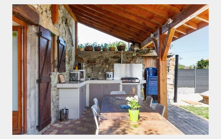 Maison RENAISON (42370)  166 m2 335 000 € 