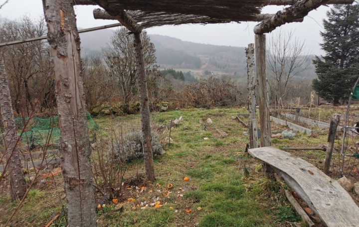 Maison ARFEUILLES (03120)  120 m2 145 000 € 