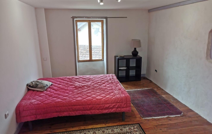 Maison ARFEUILLES (03120)  120 m2 145 000 € 