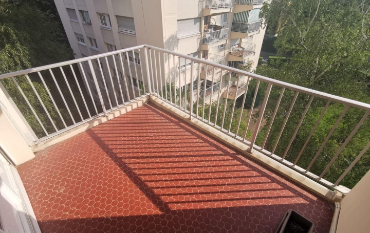 2 Pièces SAINTE-FOY-LES-LYON (69110)  61 m2 189 000 € 