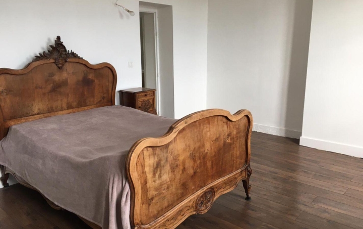 Maison SAINT-ETIENNE (42100)  140 m2 379 000 € 