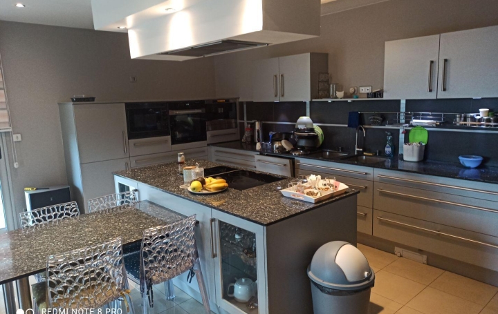 Immeuble SAINT-ETIENNE (42100)  507 m2 999 000 € 