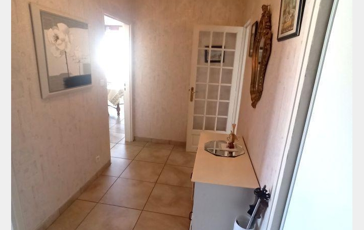 3 Pièces SAINT-ETIENNE (42100)  62 m2 89 000 € 