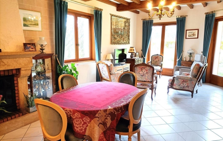 Maison SAINT-ALBAN-LES-EAUX (42370)  119 m2 279 000 € 