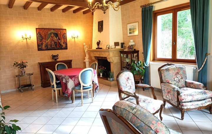 Maison SAINT-ALBAN-LES-EAUX (42370)  119 m2 279 000 € 