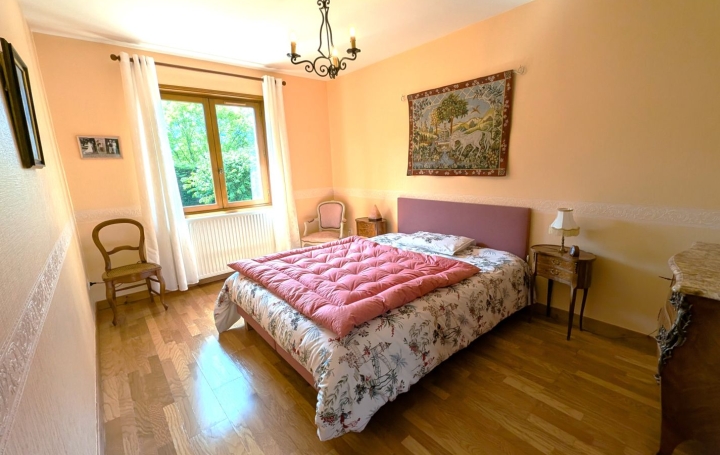 Maison SAINT-ALBAN-LES-EAUX (42370)  119 m2 279 000 € 