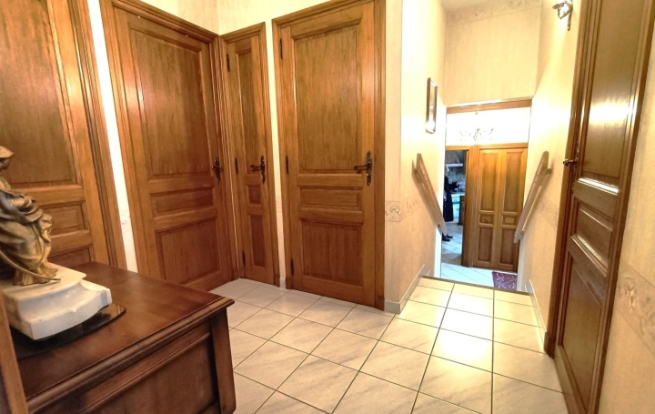 Maison SAINT-ALBAN-LES-EAUX (42370)  119 m2 279 000 € 