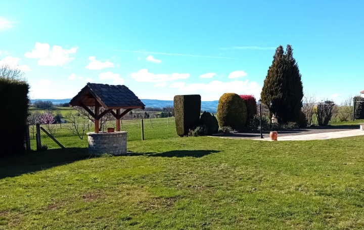 Maison SAINT-MAURICE-EN-GOURGOIS (42240)  90 m2 279 000 € 