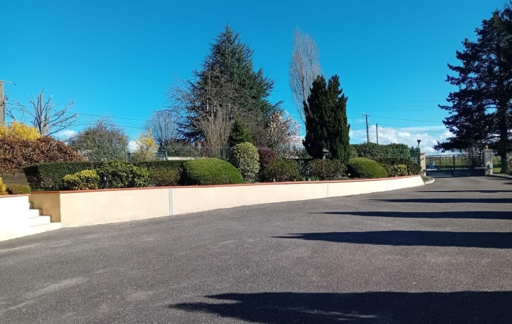 Maison SAINT-MAURICE-EN-GOURGOIS (42240)  90 m2 279 000 € 