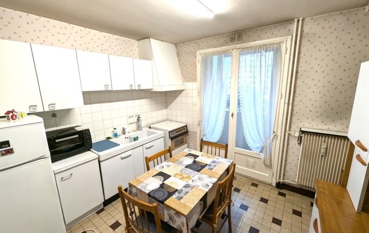 3 Pièces ROANNE (42300)  72 m2 79 500 € 