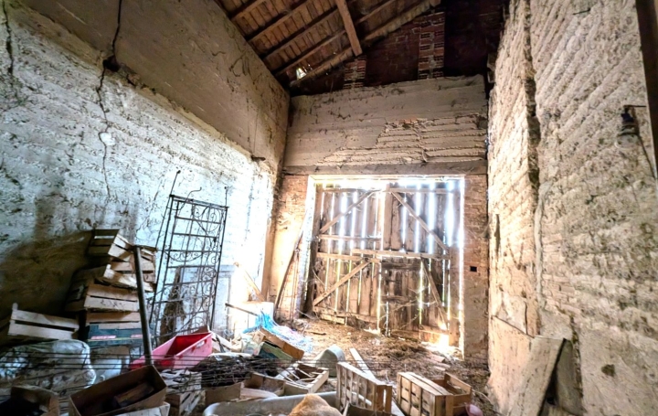 Maison VIVANS (42310)  150 m2 49 000 € 