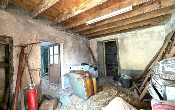 Maison VIVANS (42310)  150 m2 49 000 € 