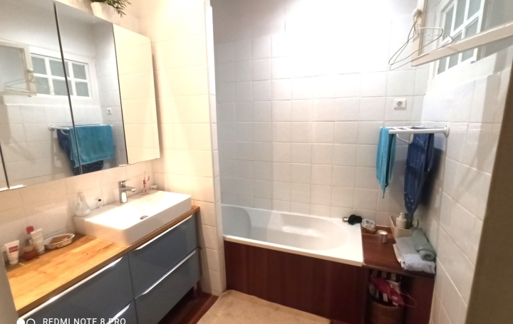 Immeuble SAINT-ETIENNE (42100)  200 m2 299 000 € 