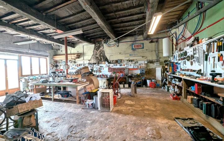 Maison LA PACAUDIERE (42310)  127 m2 132 500 € 