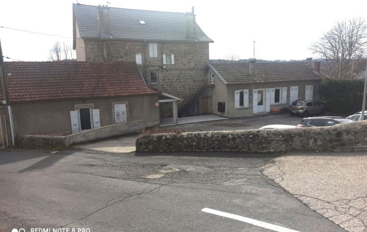 Immeuble LE CHAMBON-SUR-LIGNON (43400)  490 m2 375 000 € 